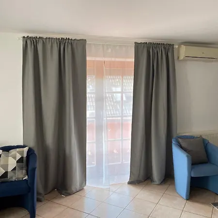Haus Lucia * Eğri